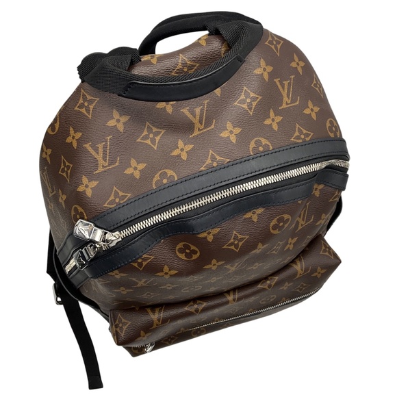 LOUIS VUITTON BROWN MONOGRAM MACASSAR CANVAS DISCOVERY BACKPACK PM - Picture 5 of 16